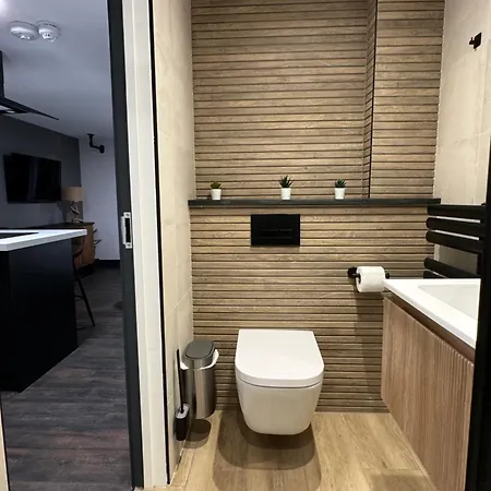 Uno In The City - Luxury Serviced Accommodation Truro Room photo