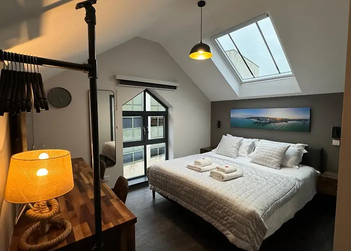 Uno In The City - Luxury Serviced Accommodation