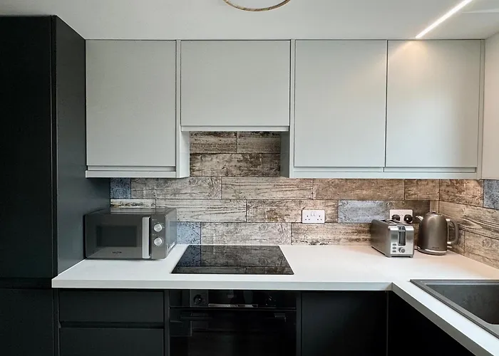 Uno In The City - Luxury Serviced Accommodation