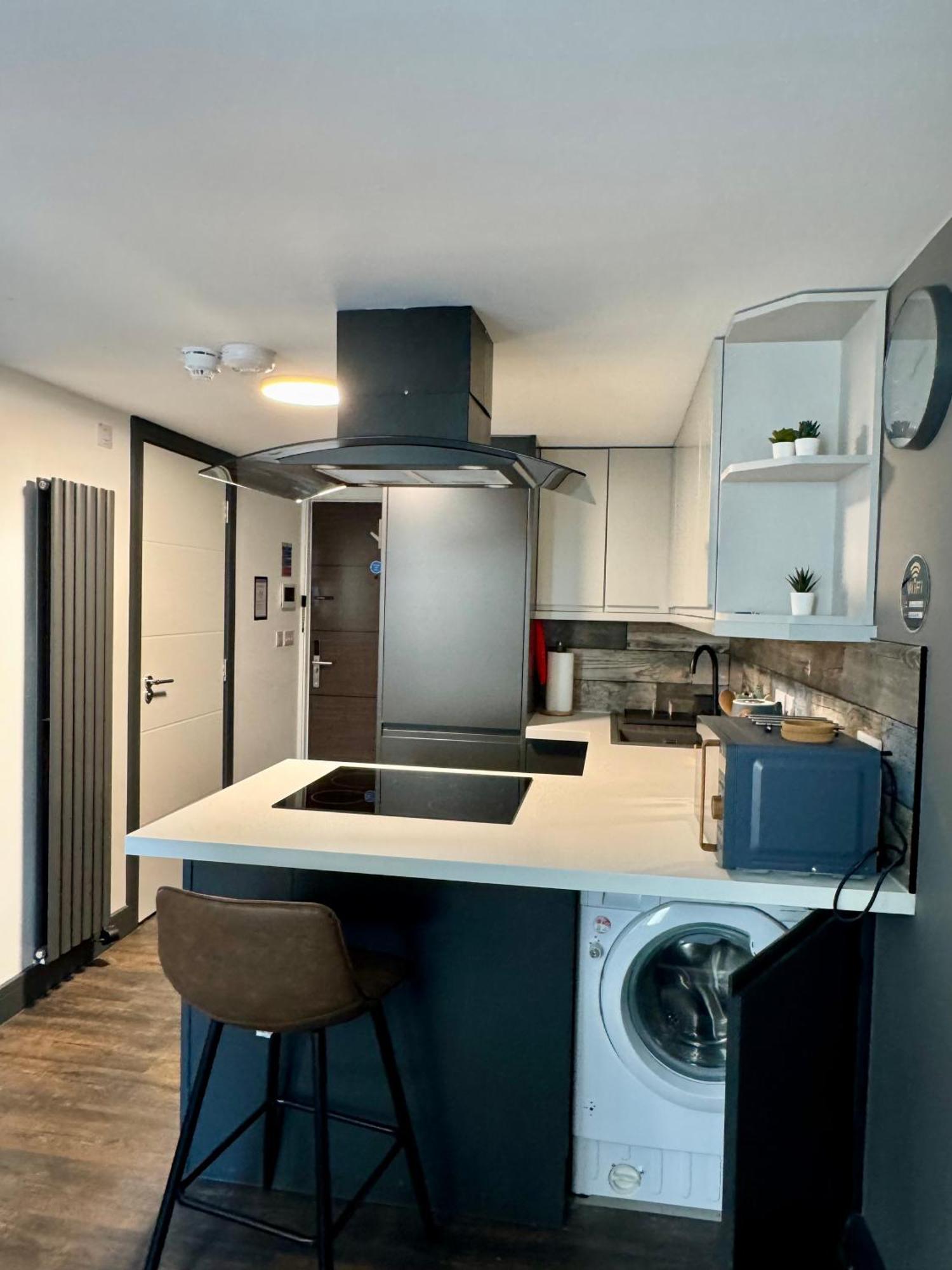 Uno In The - Luxury Serviced Truro