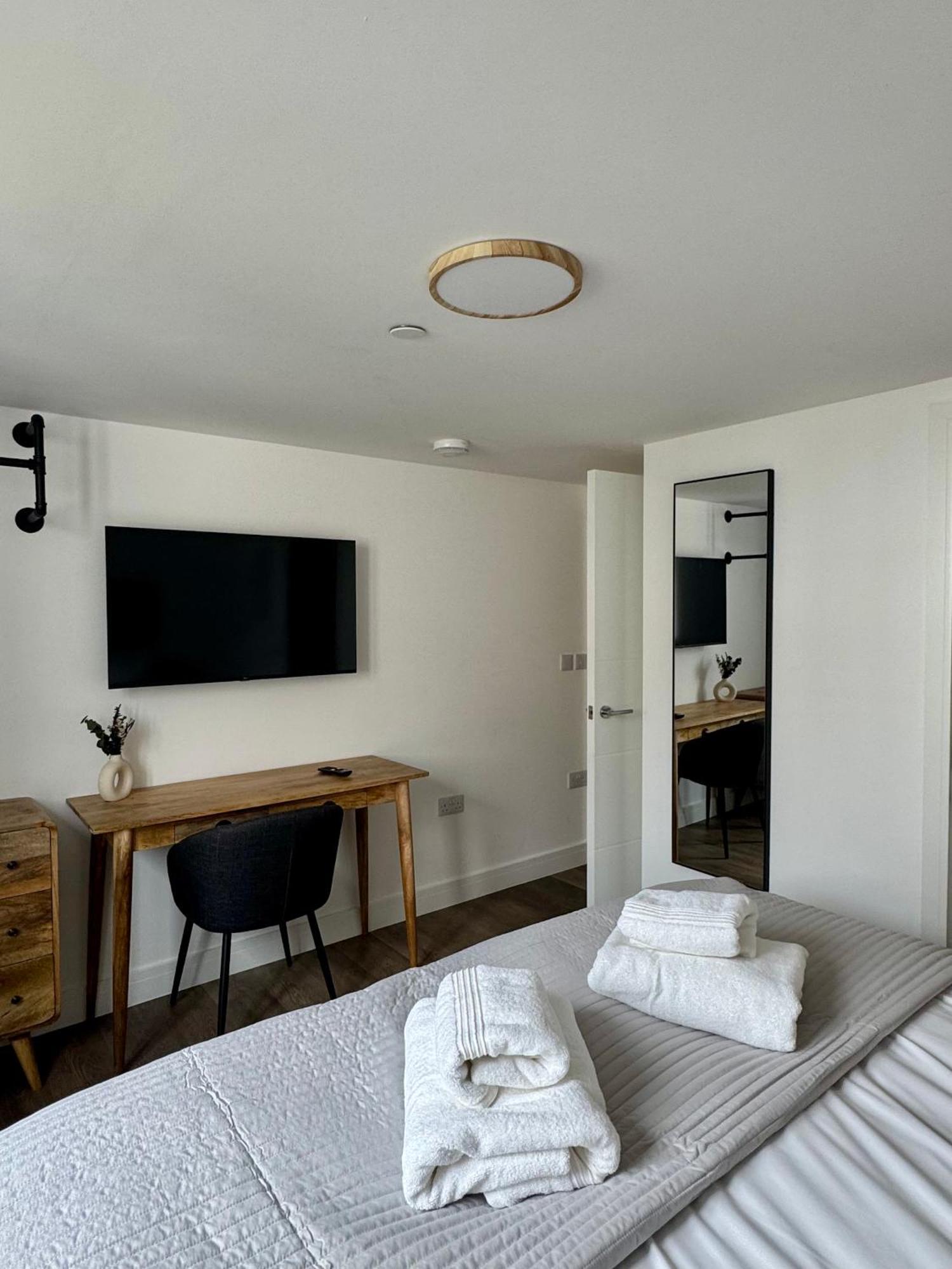 Uno In The - Luxury Serviced Truro